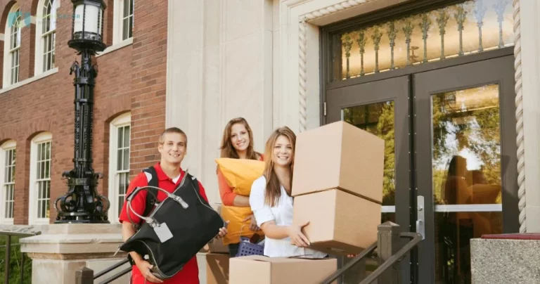 A Dorm Room Checklist For A Stress-Free Move-In