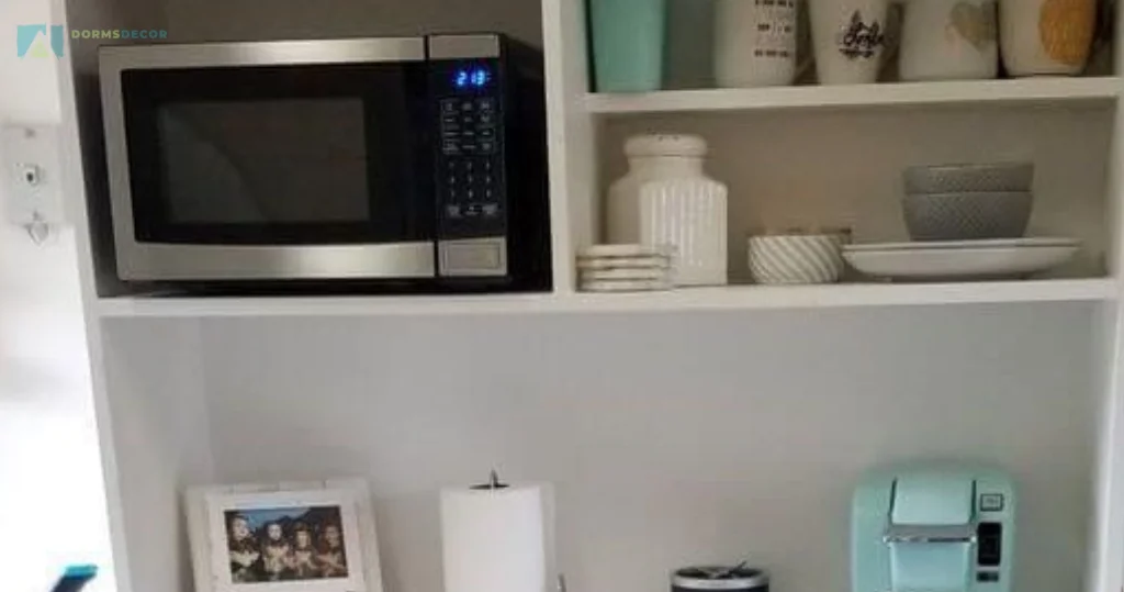 How To Maximize Space In Your Dorm Room With A Microwave